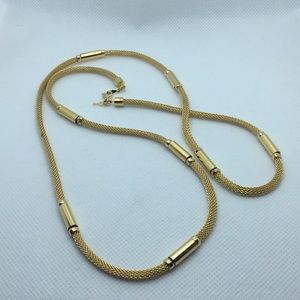 Crown 👑 Trifari Necklace